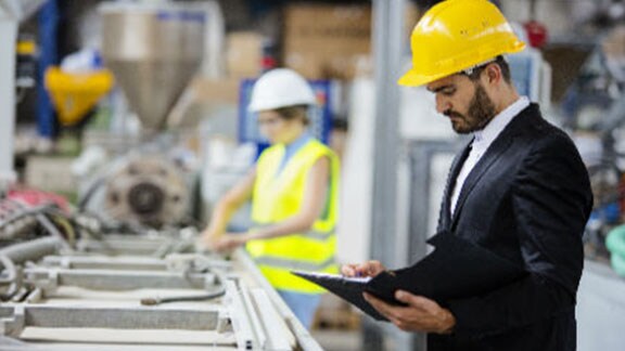 maintenance supervisor with document