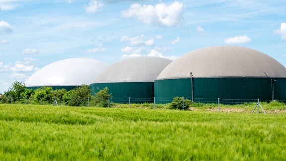 Johnson Controls Critical Environment Support - Renewable Power Generation