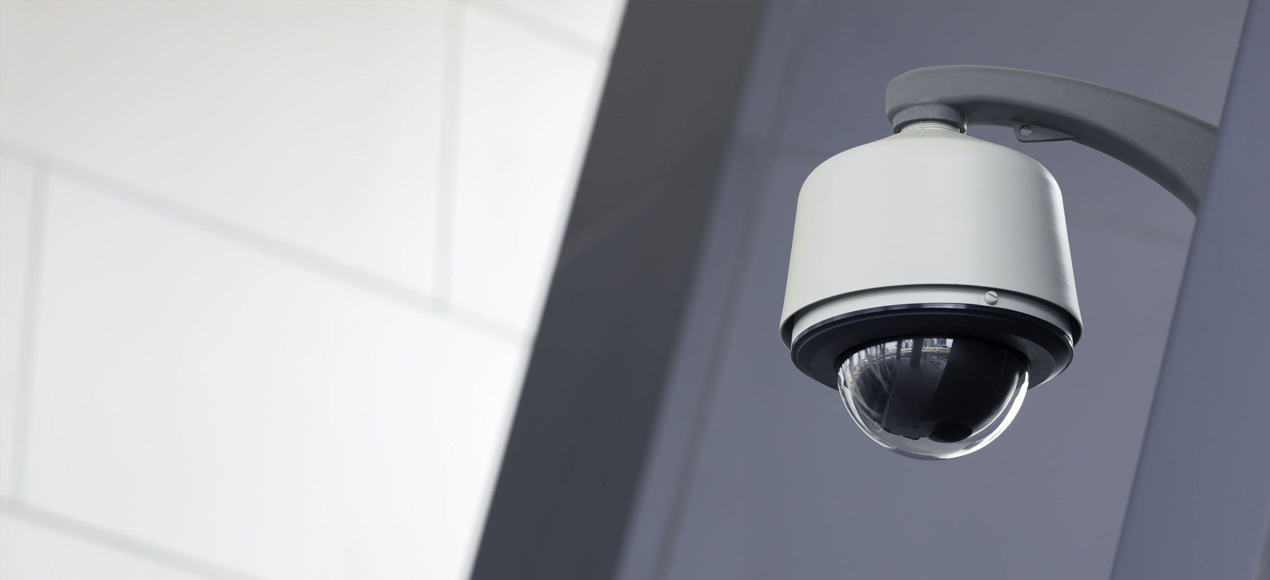Enhancing Safety with Video Surveillance: The Ultimate Guide to CCTV Benefits | Johnson Controls