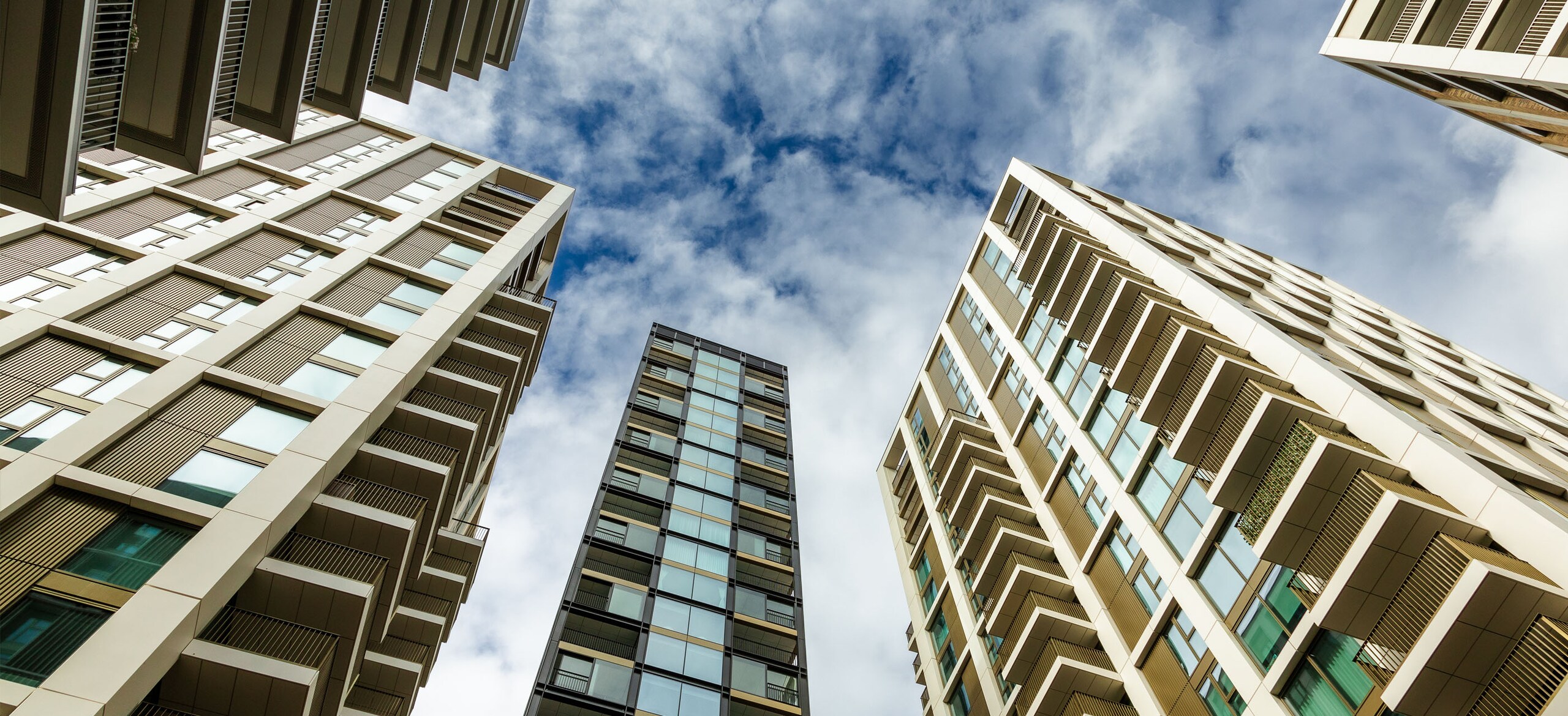 The Importance Of Fire Doors In High-Rise Buildings | Johnson Controls